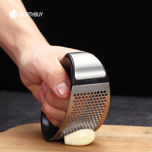 Garlic chopper